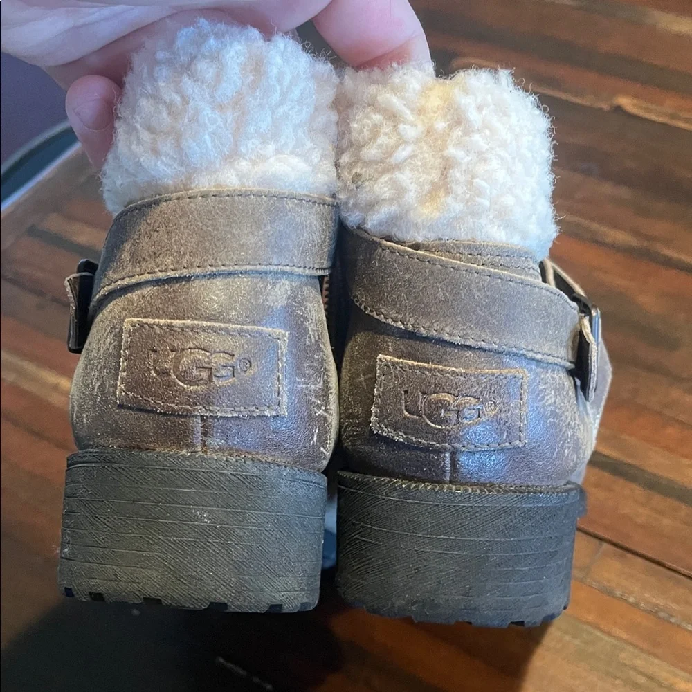 UGG Benson Ankle Boots size 10
